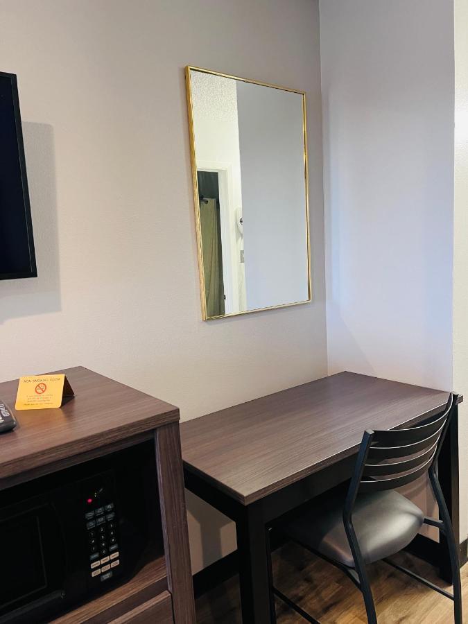Coachway Inn Luling Εξωτερικό φωτογραφία