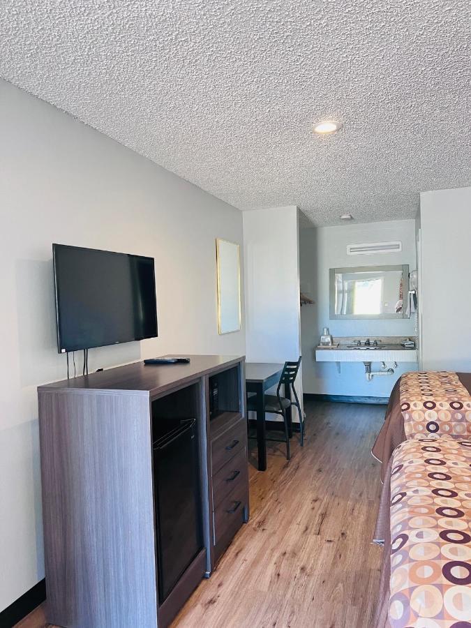 Coachway Inn Luling Εξωτερικό φωτογραφία